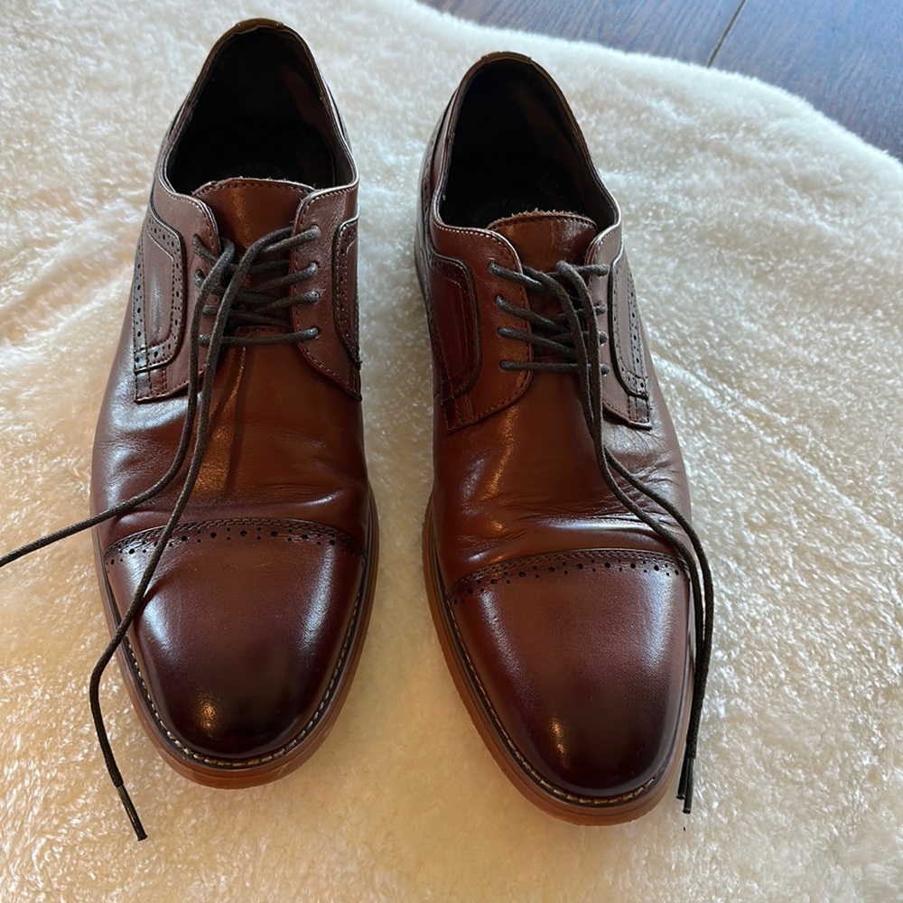 Men’s Stacy Adam dress shoes